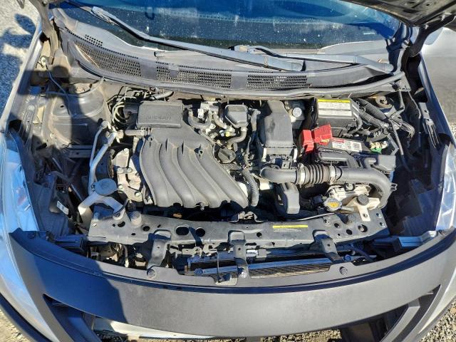 Nissan Versa S Image 2