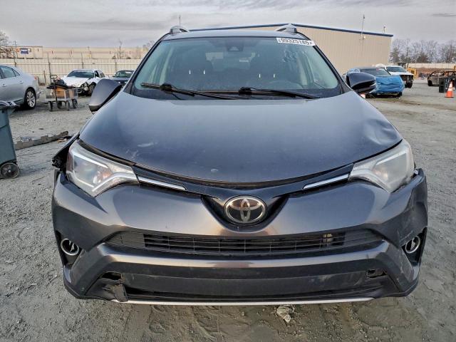 Toyota RAV4 Adventure Image 6