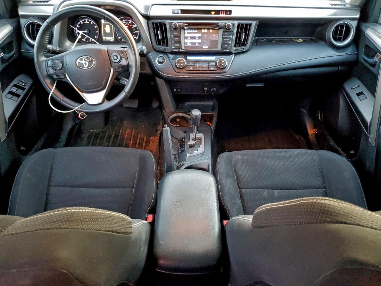 Toyota RAV4 Adventure Image 5