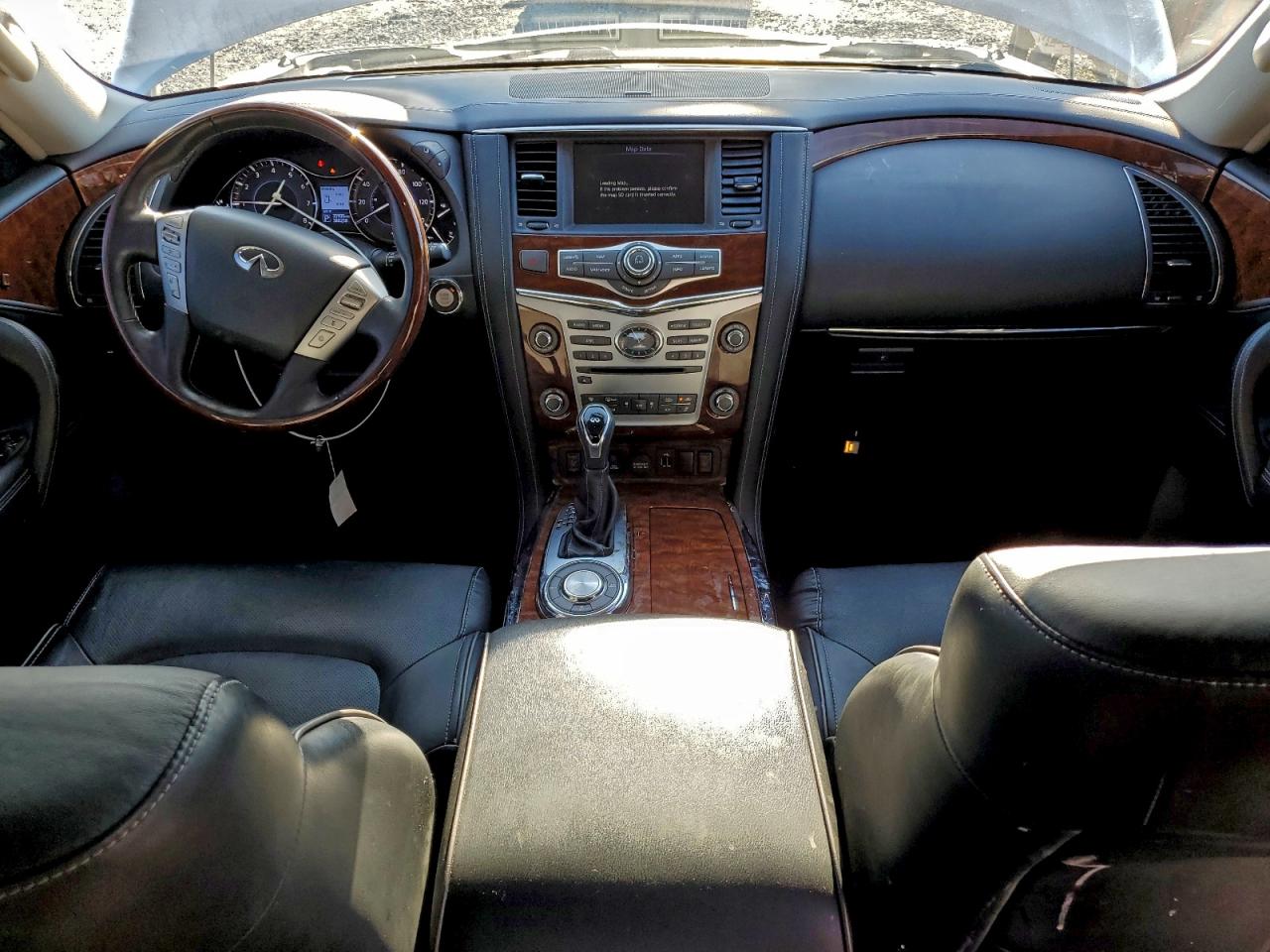 INFINITI Qx Luxe Image 5