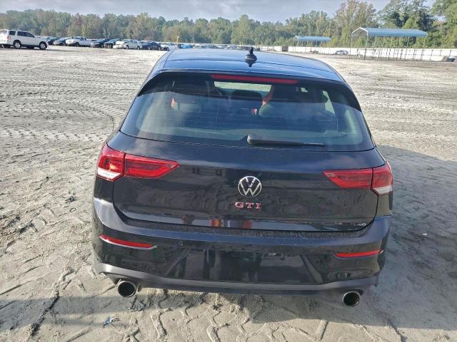 Volkswagen GTI S Image 10