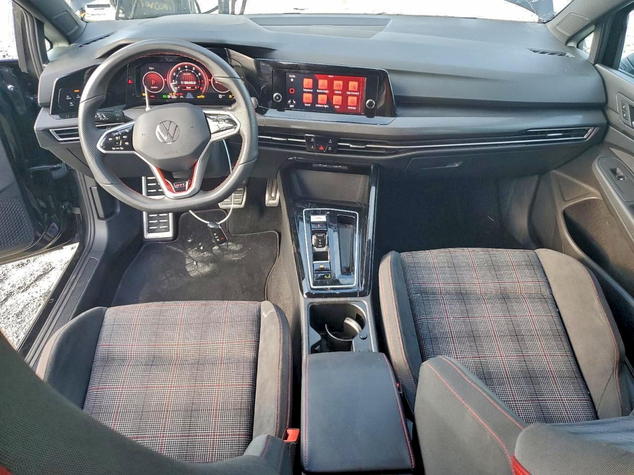 Volkswagen GTI S Image 5