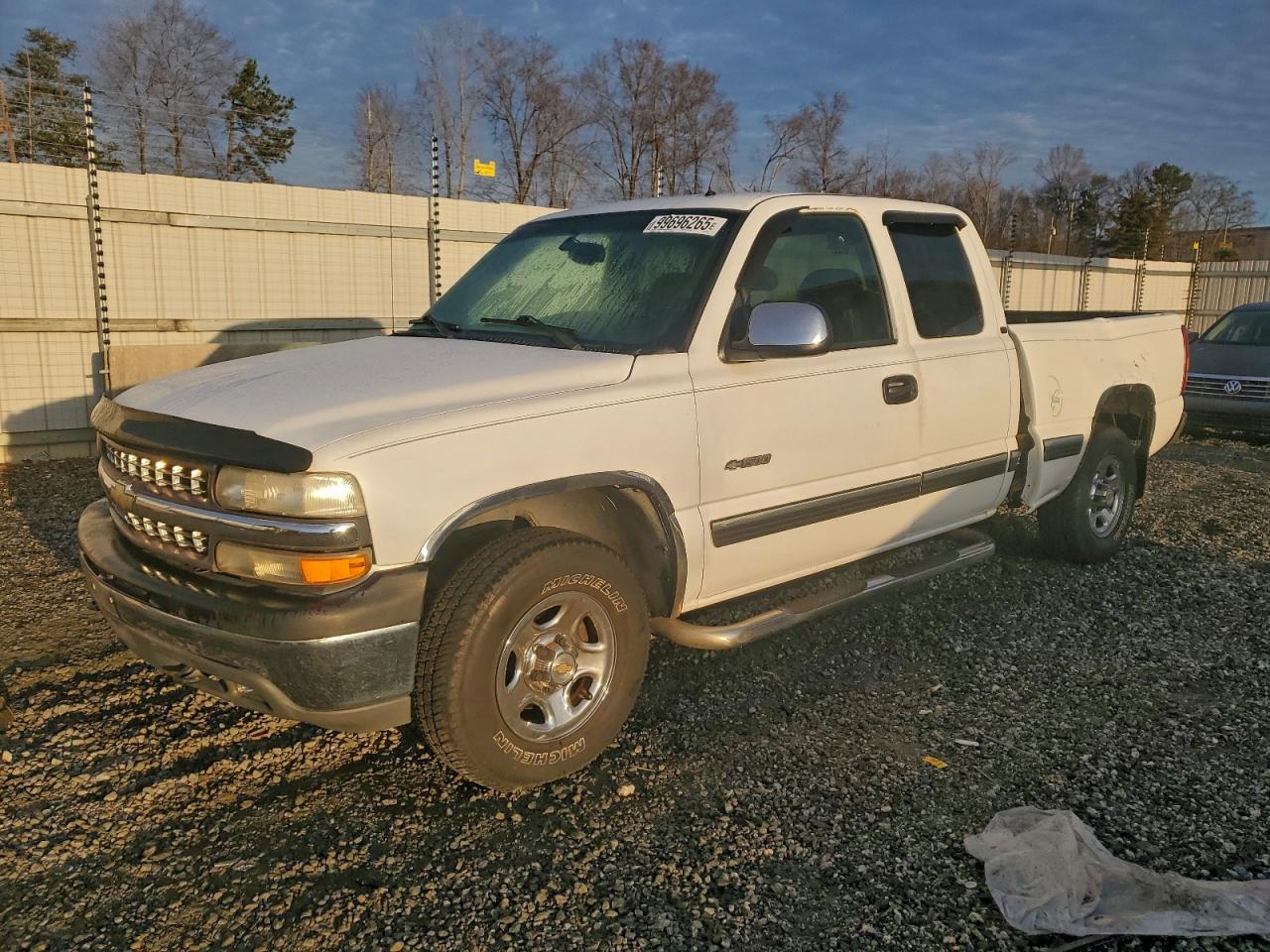 Chevrolet Silverado K1500 Image 1