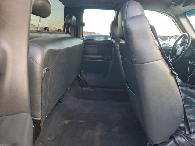 Chevrolet Silverado K1500 Image 7