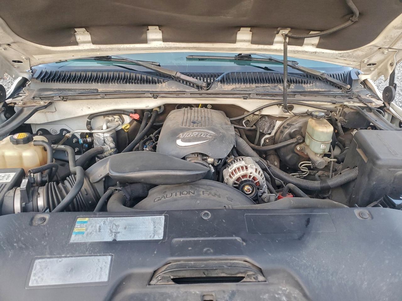 Chevrolet Silverado K1500 Image 9