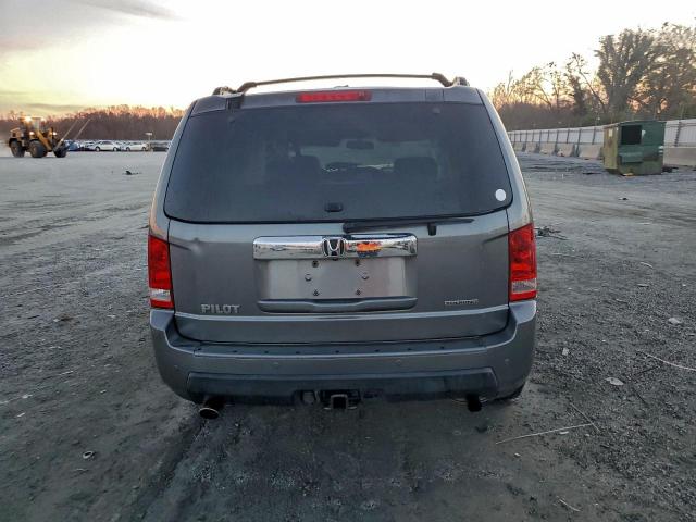 Honda Pilot Touring Image 9