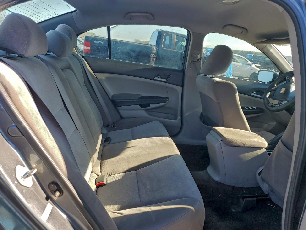 Honda Accord Lx Image 6