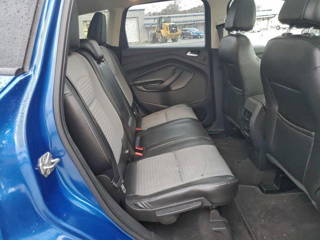 Ford Escape Titanium Image 13