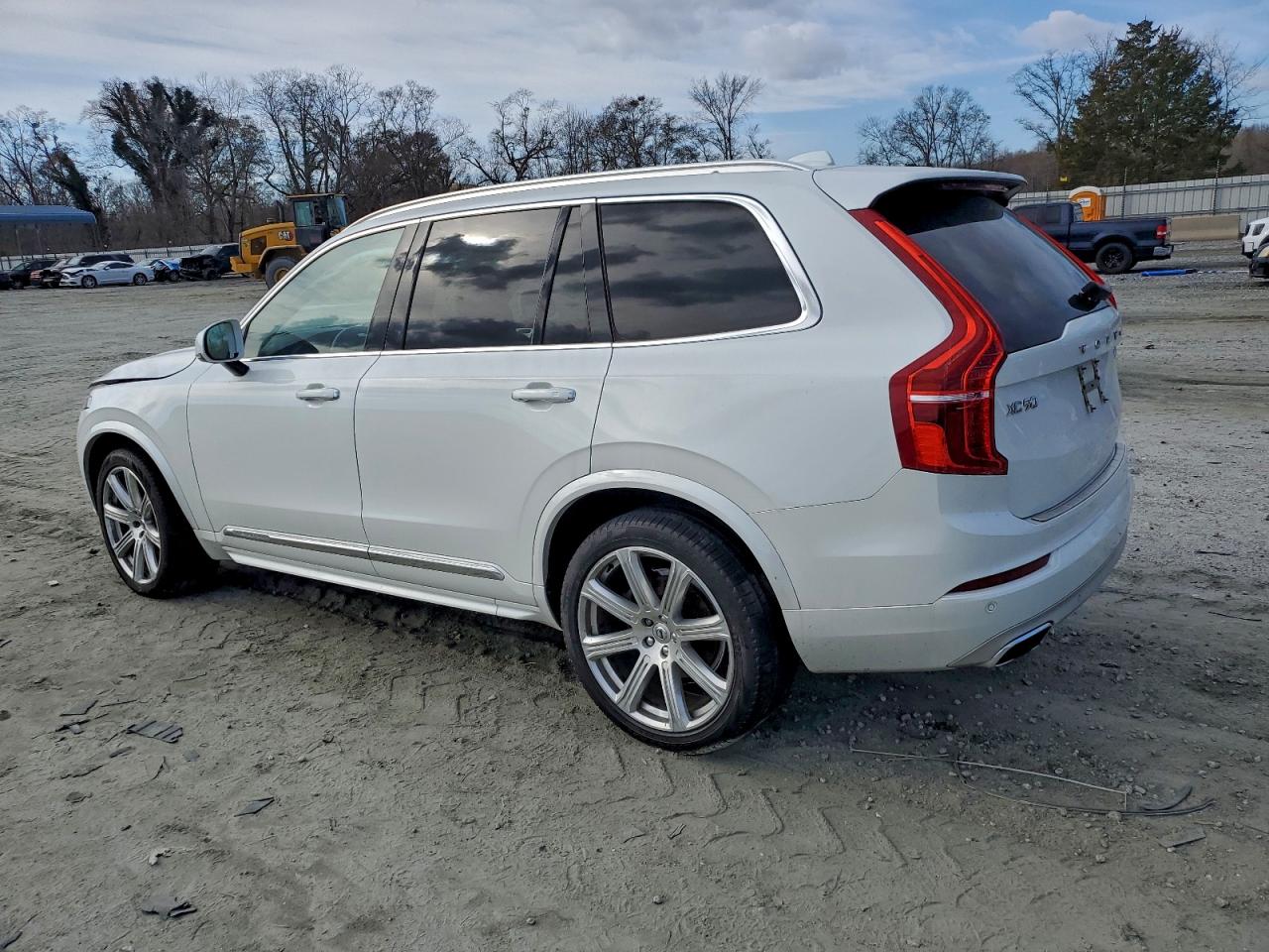 Volvo XC90 T6 Image 3