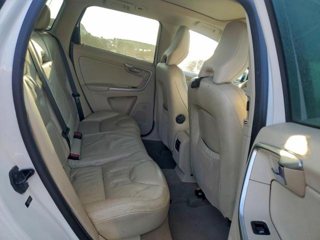 Volvo XC60 T6 Image 6