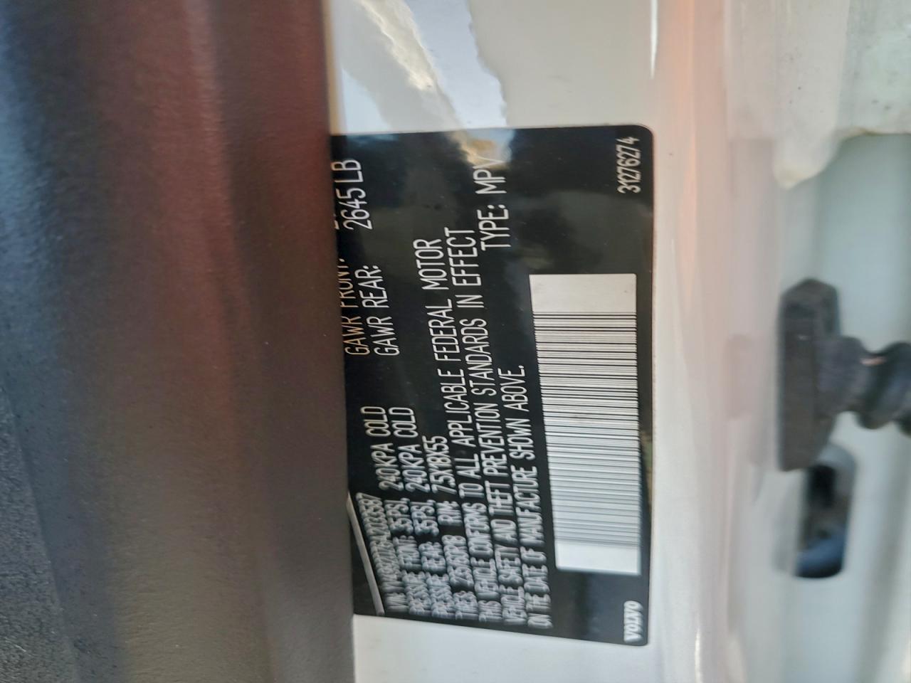 Volvo XC60 T6 Image 7