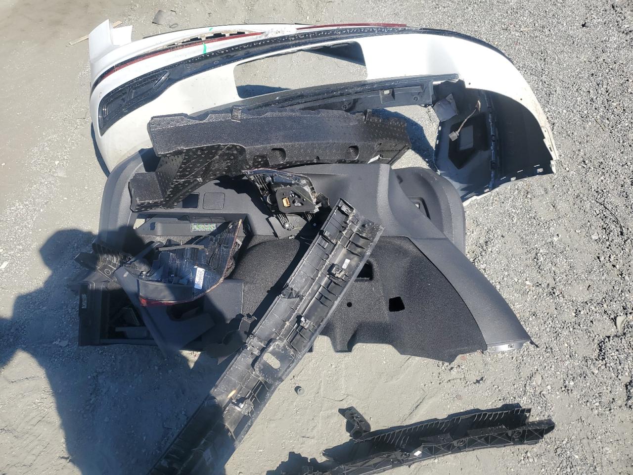 Volkswagen Tiguan Se R-line Black Image 12