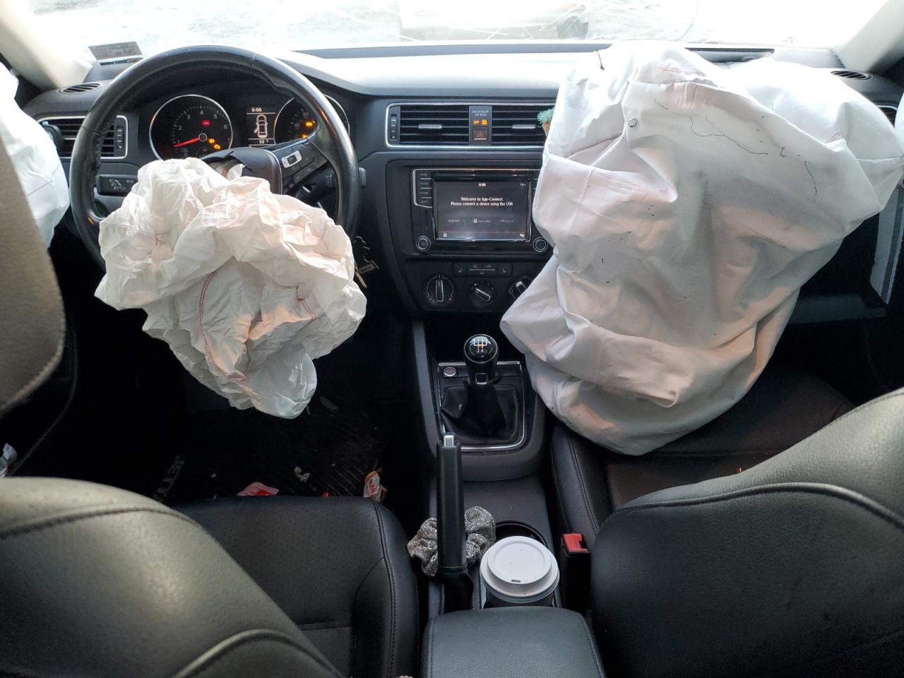 Volkswagen Jetta Se Image 5