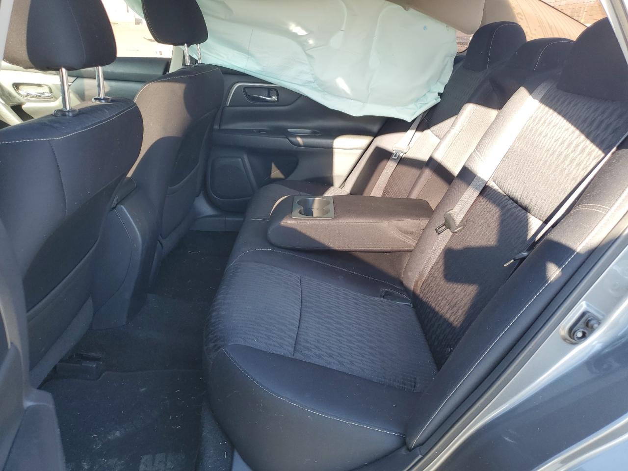 Nissan Altima 2.5 Image 9