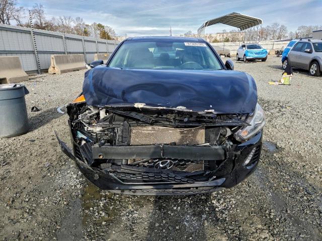 Hyundai ELANTRA Image 4