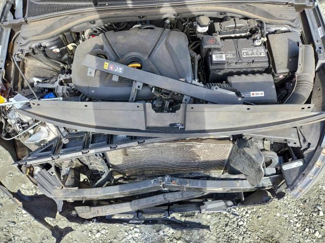 Hyundai ELANTRA Image 10