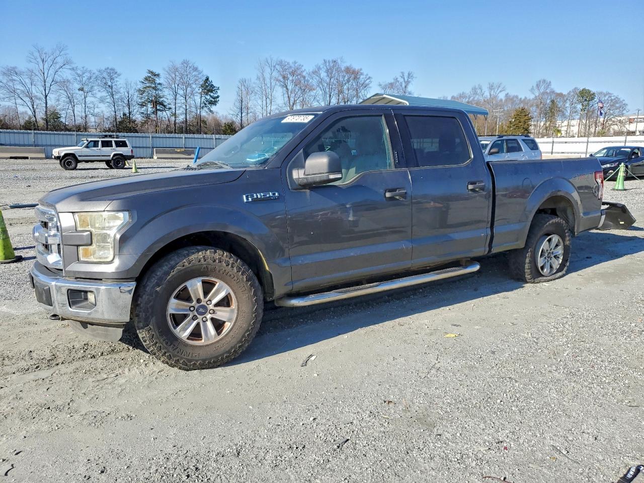 Ford F-150 Supercrew Image 1