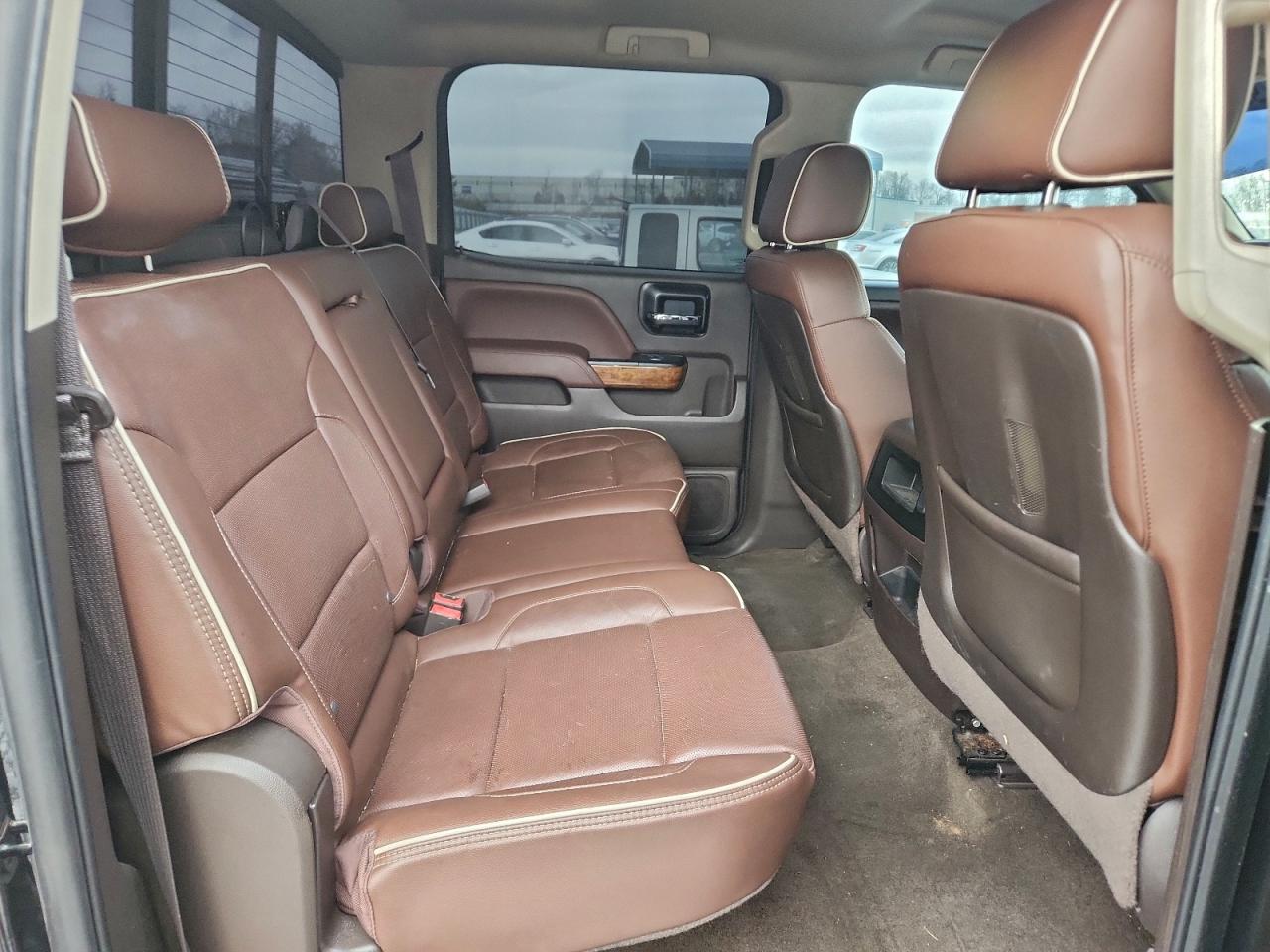 Chevrolet Silverado K1500 High Country Image 9