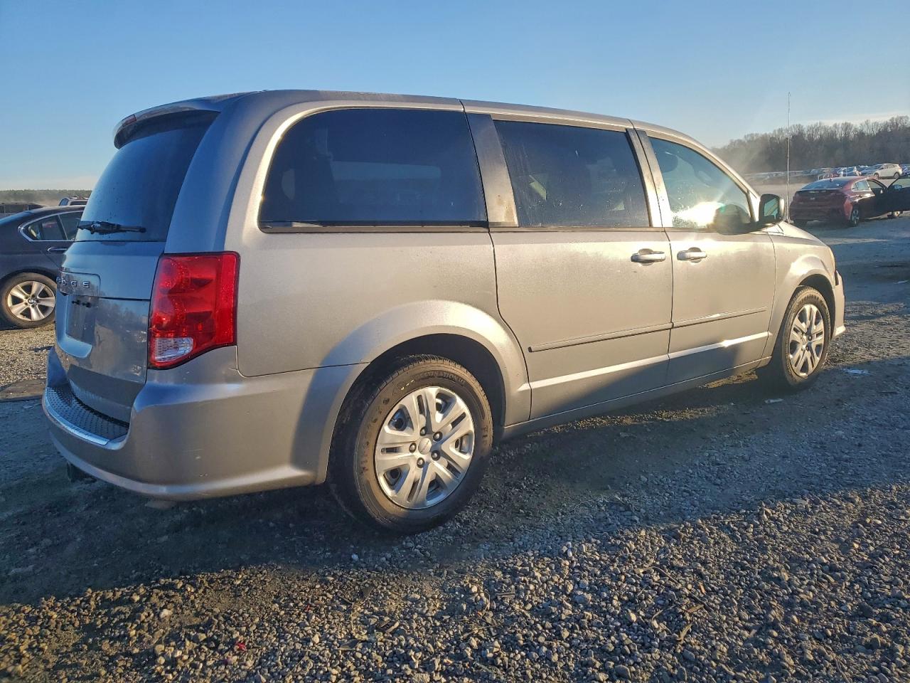 Dodge Caravan Se Image 3