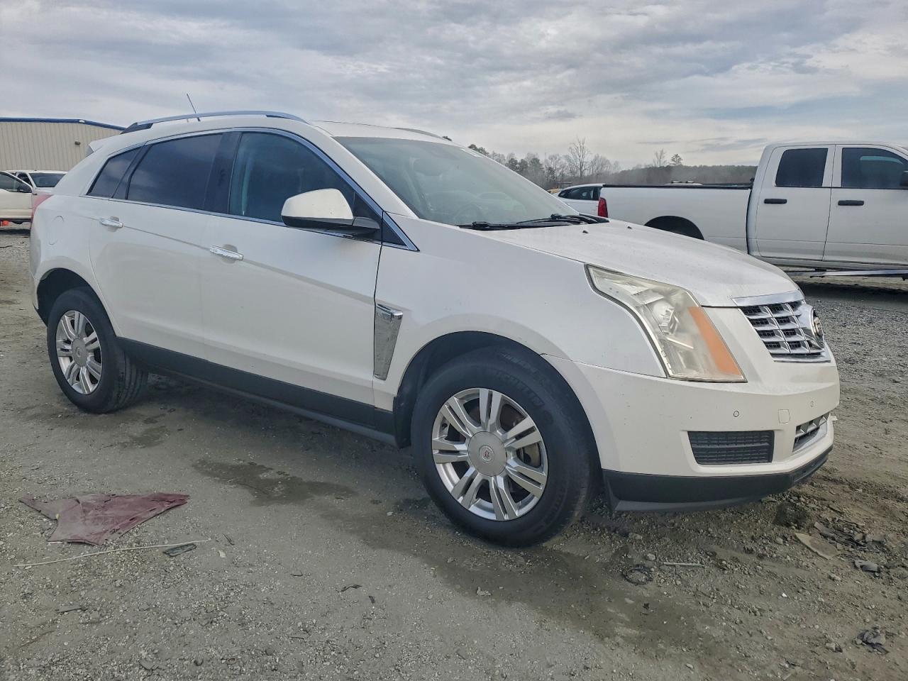 Cadillac SRX Luxury Collection Image 3