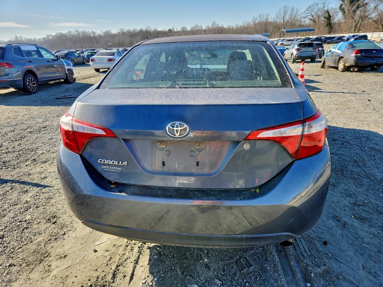 Toyota Corolla L Image 6